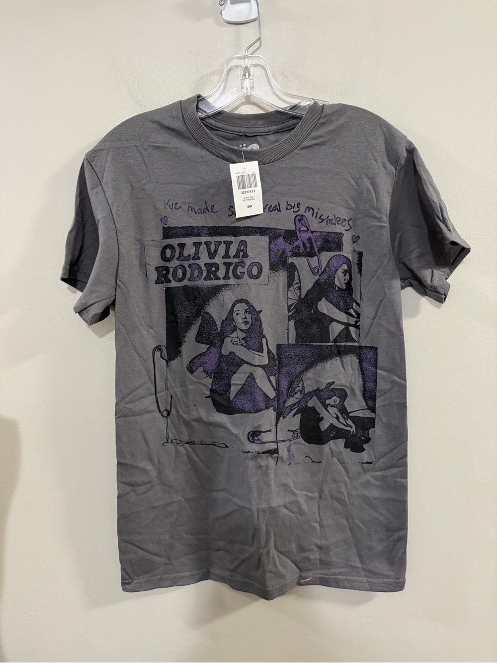 Hot Topic Olivia Rodrigo Vampire Lyrics Tee. Size S